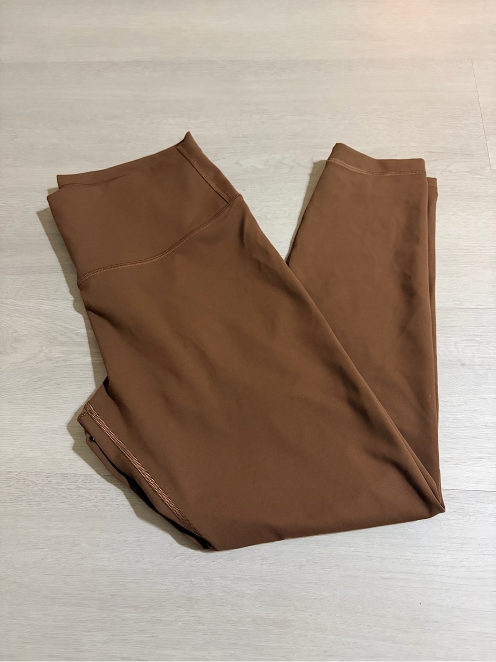 Lululemon Wunder Train High-Rise Tight 25”